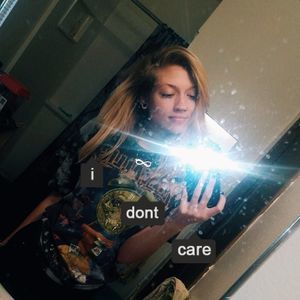 Meet your Posher, Hailey